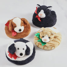 Load image into Gallery viewer, Drinkwear 4-Piece Pets Plush Coaster
