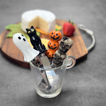Load image into Gallery viewer, Halloween Cheese Spreader Set of 4