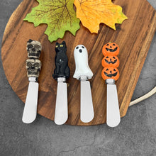 Load image into Gallery viewer, Halloween Cheese Spreader Set of 4