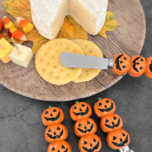 Load image into Gallery viewer, Jack-o'-lantern Cheese Spreader Set of 4
