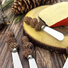 Load image into Gallery viewer, Pine Cones Cheese Spreader Set of 4