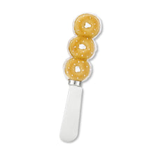 Load image into Gallery viewer, Mr. Spreader 4-Piece Bagel Resin Cheese Spreader