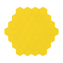 Load image into Gallery viewer, Gourmet Art 4-Piece Beehive Silicone Coaster
