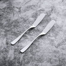 Load image into Gallery viewer, Supreme Stainless Steel 2-Piece Teardrop Cheese Spreader