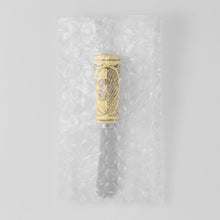 Load image into Gallery viewer, Mr. Spreader 4-Piece Red Peppermint Resin Cheese Spreader